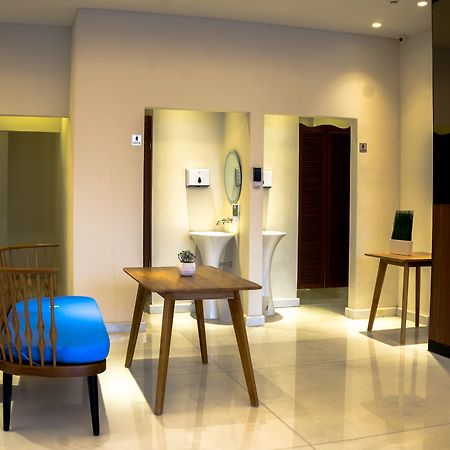 Boss Legian Hotel Powered By Archipelago ภายนอก รูปภาพ