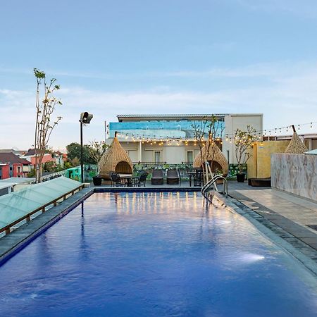 Boss Legian Hotel Powered By Archipelago ภายนอก รูปภาพ