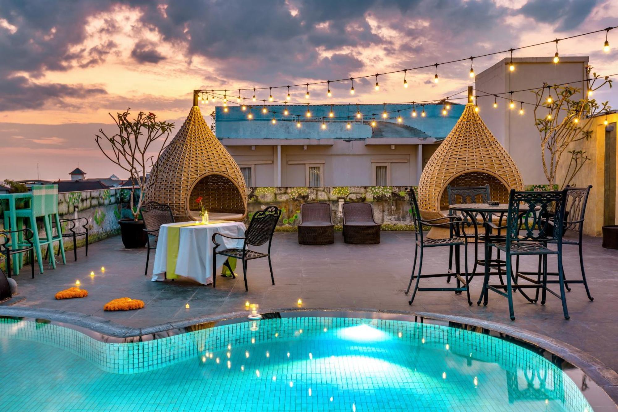 Boss Legian Hotel Powered By Archipelago ภายนอก รูปภาพ