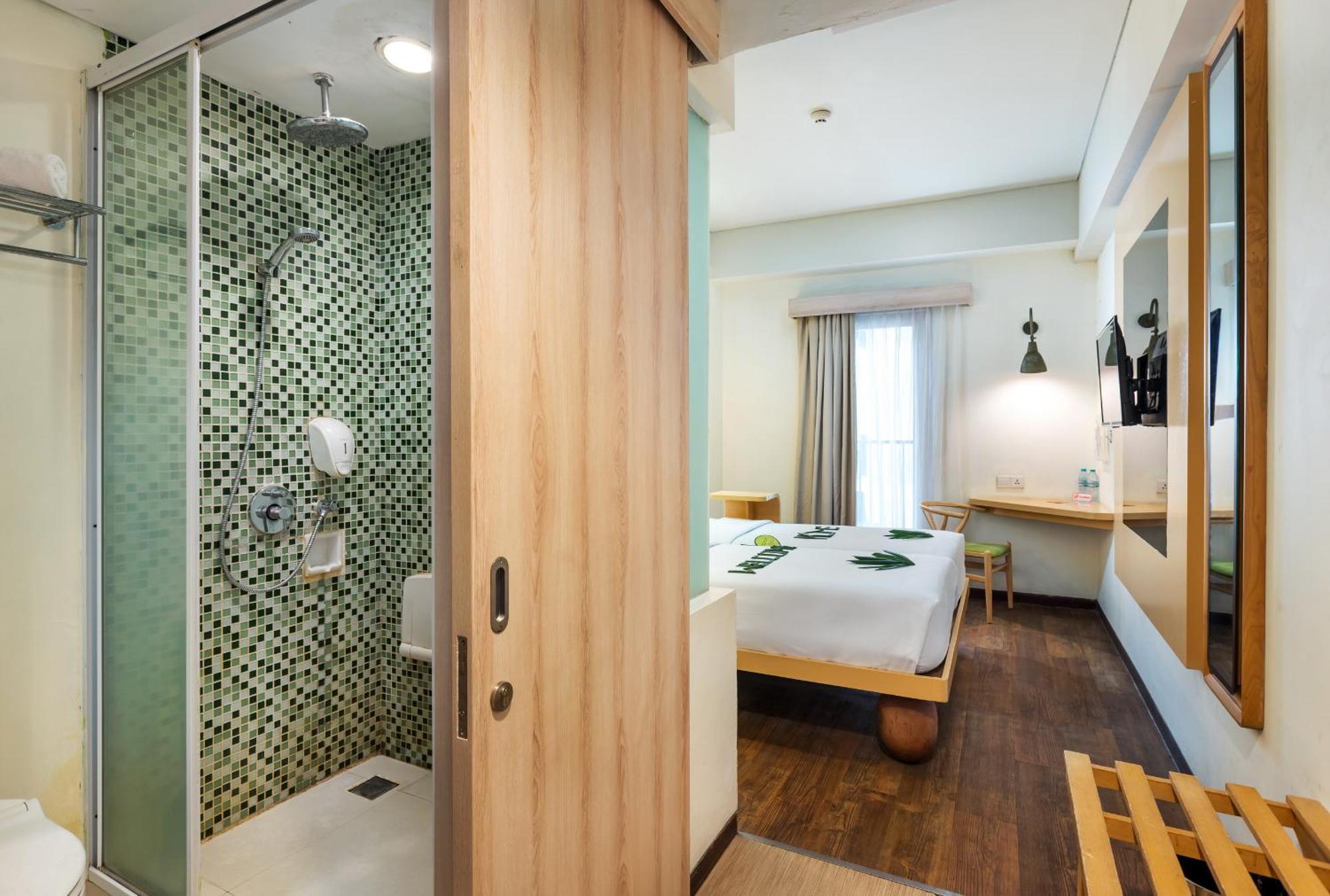 Boss Legian Hotel Powered By Archipelago ภายนอก รูปภาพ