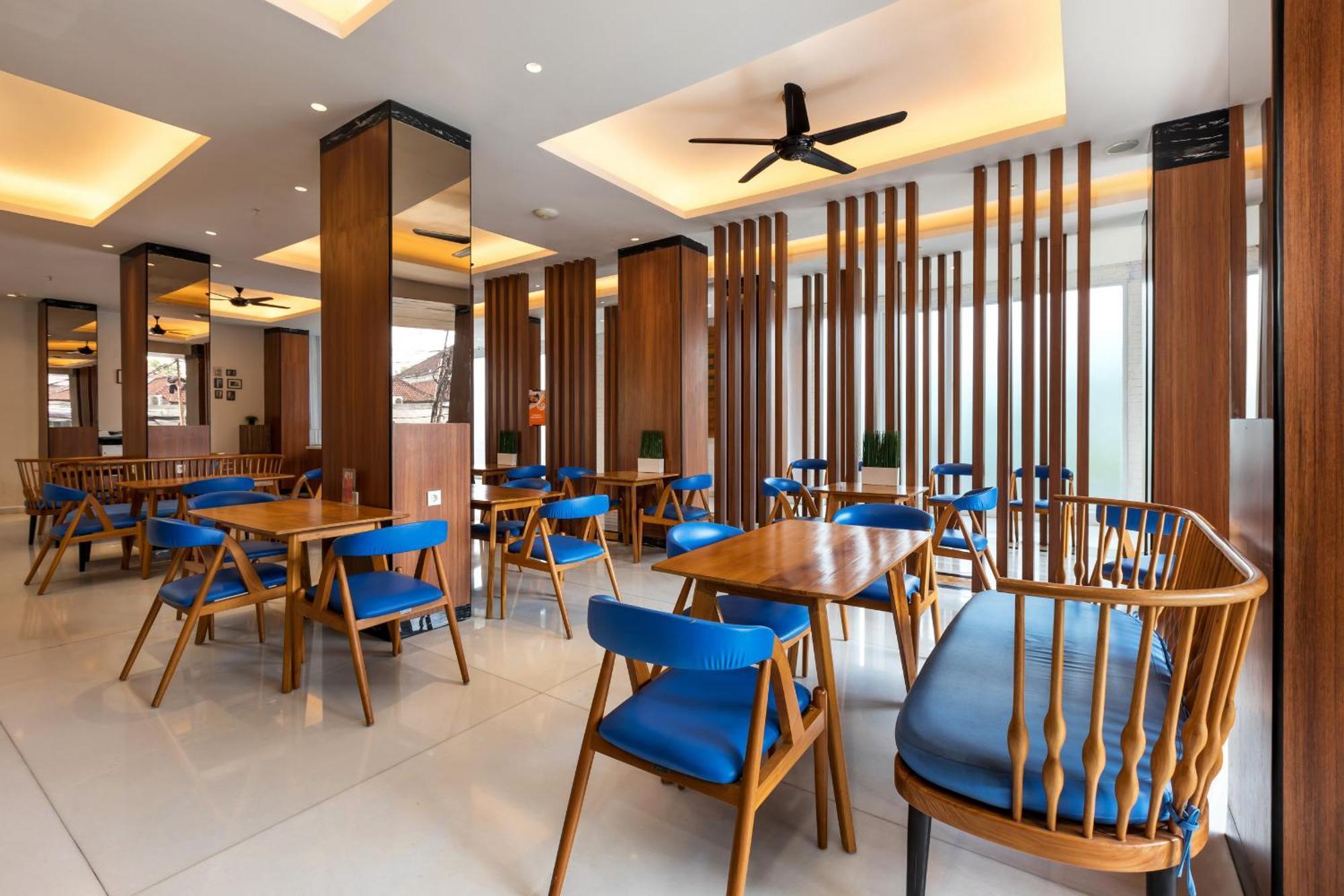 Boss Legian Hotel Powered By Archipelago ภายนอก รูปภาพ